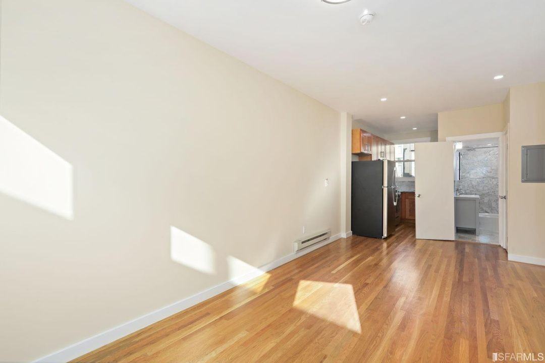 565 Ellis Street #10 - Photo 4 of 15