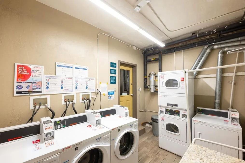 108 South Gramercy Place #109 - Photo 6 of 10