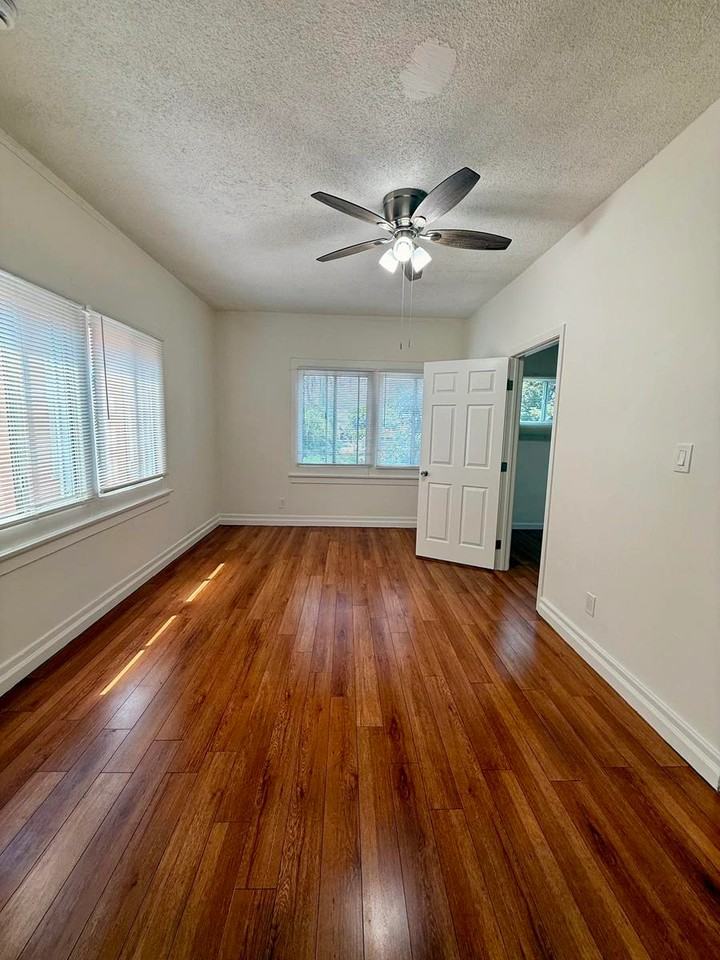 1325 Fedora Street #8 - Photo 2 of 7