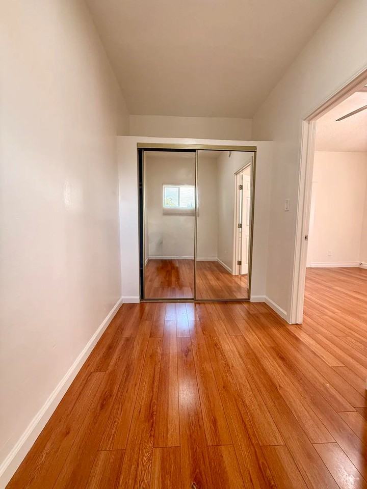 1325 Fedora Street #8 - Photo 3 of 7