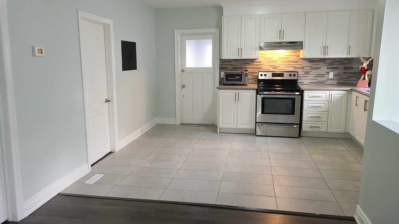 13 Hampstead Place #1 - Photo 2 of 21