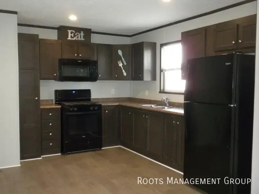 718 Gee St #93 - Photo 3 of 18