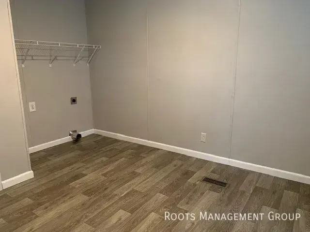 22 Kris Dr #K22 - Photo 5 of 9