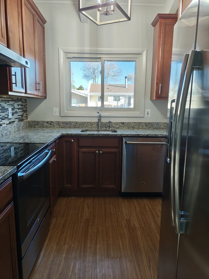 6018 Regents Park Road - Photo 3 of 3