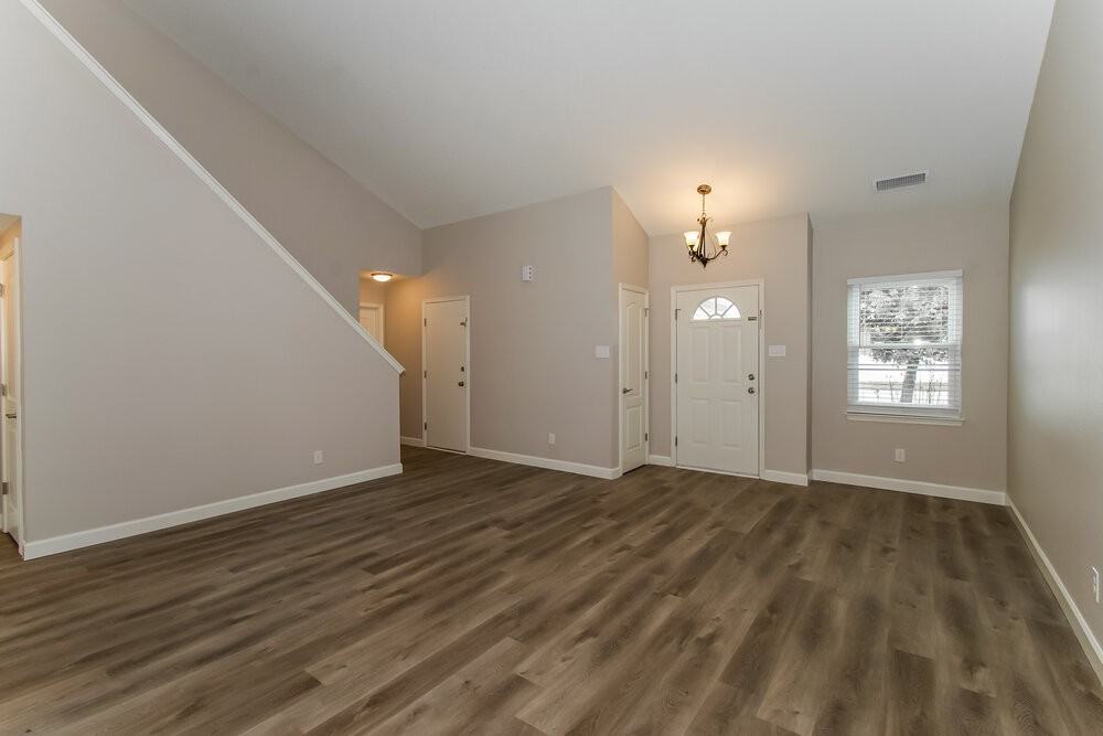 6305 E Mariah Hill Ln - Photo 5 of 17