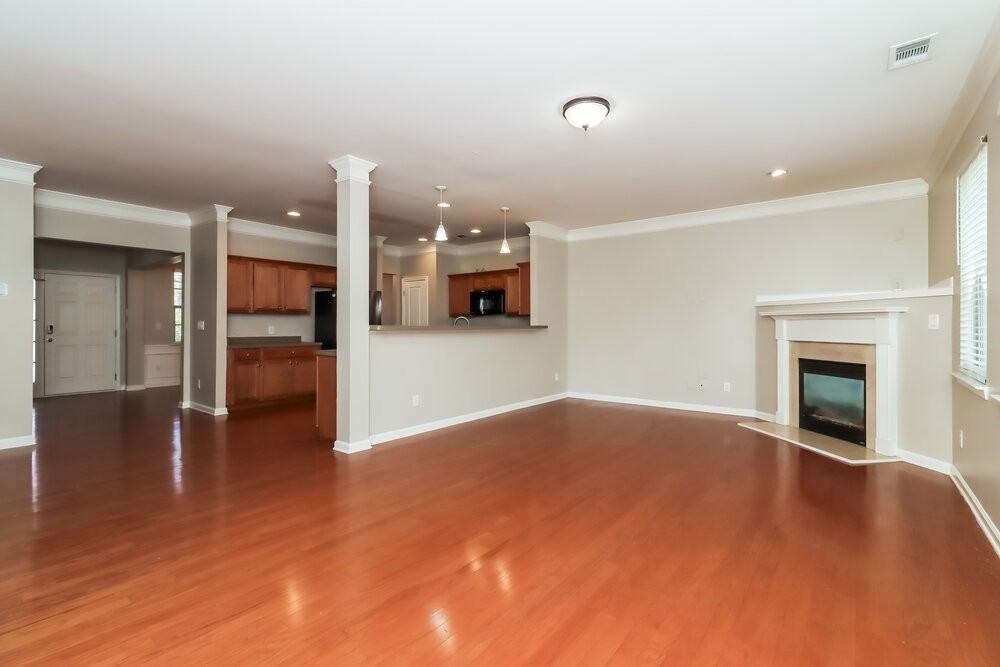 206 Shaw Dr - Photo 6 of 18