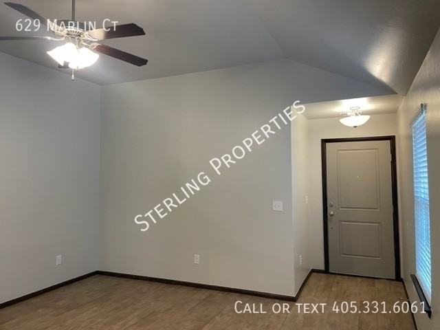 629 Marlin Ct - Photo 4 of 33