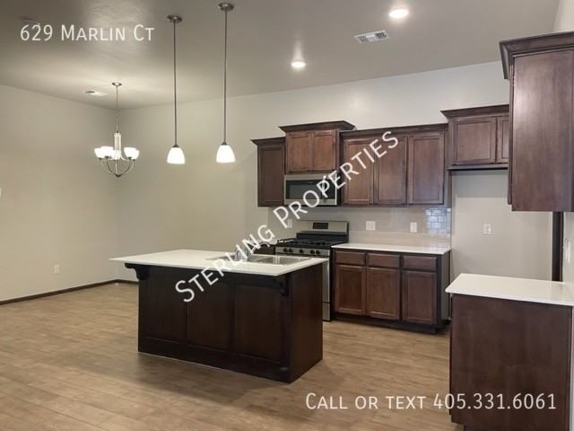 629 Marlin Ct - Photo 6 of 33