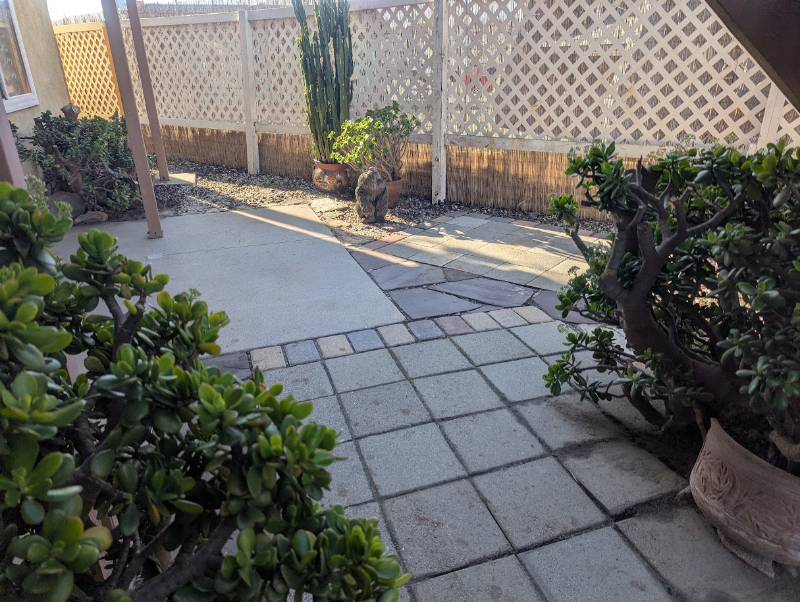 216 Melrose Dr - Photo 3 of 42