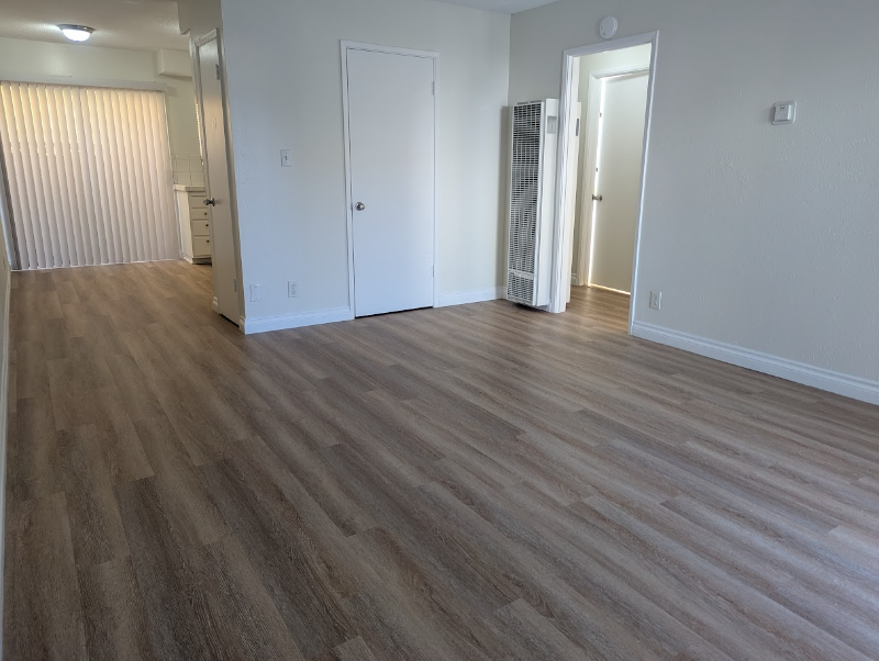 216 Melrose Dr - Photo 5 of 42