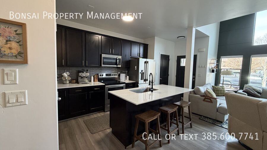 860 San Savino Way - Photo 3 of 26