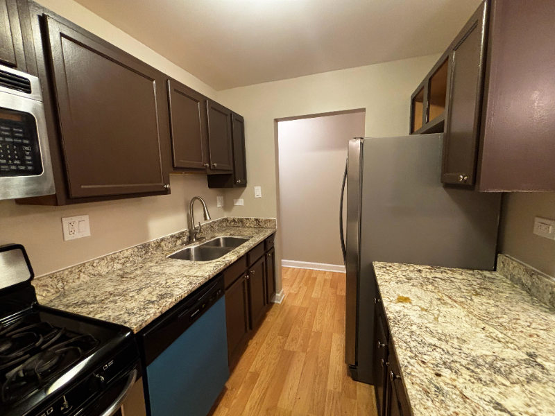 931 Jonathon Ct #107 - Photo 6 of 14