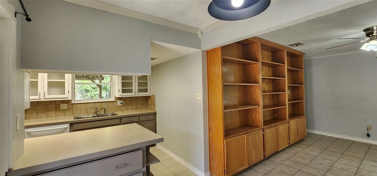 2527 Meandering Trl #2527 - Photo 2 of 10