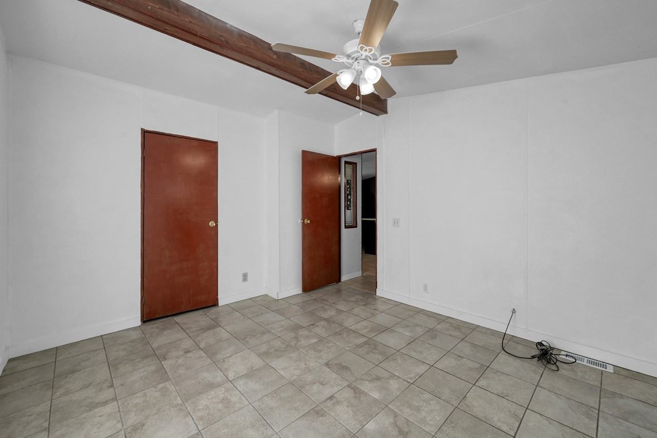 14287 Forest Cir #14287 - Photo 2 of 19