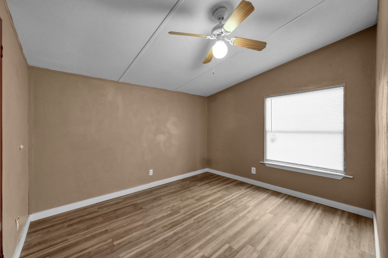 14287 Forest Cir #14287 - Photo 6 of 19