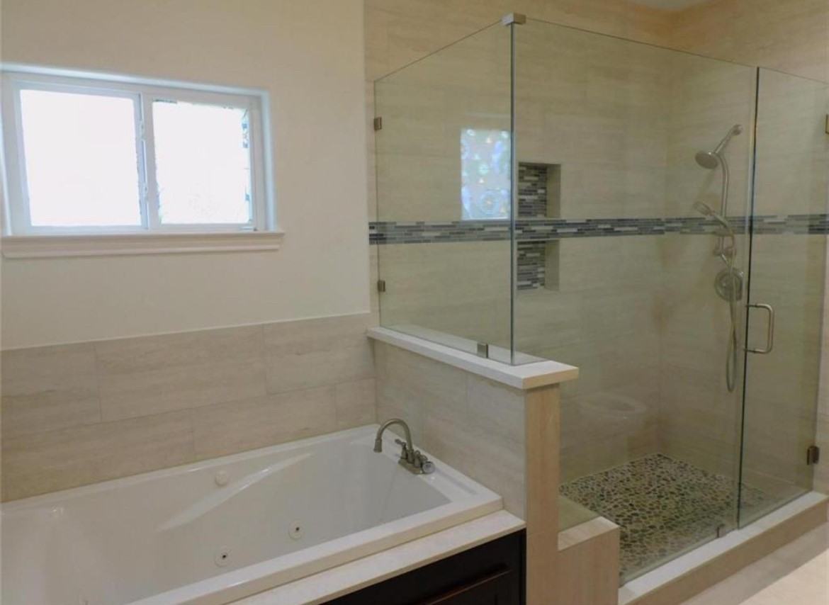 5510 Teakwood Dr #5510 - Photo 2 of 8