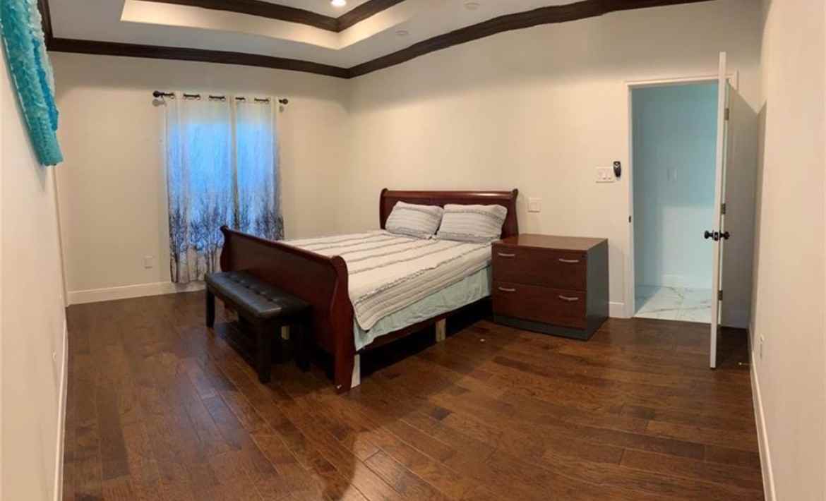 5510 Teakwood Dr #5510 - Photo 3 of 8