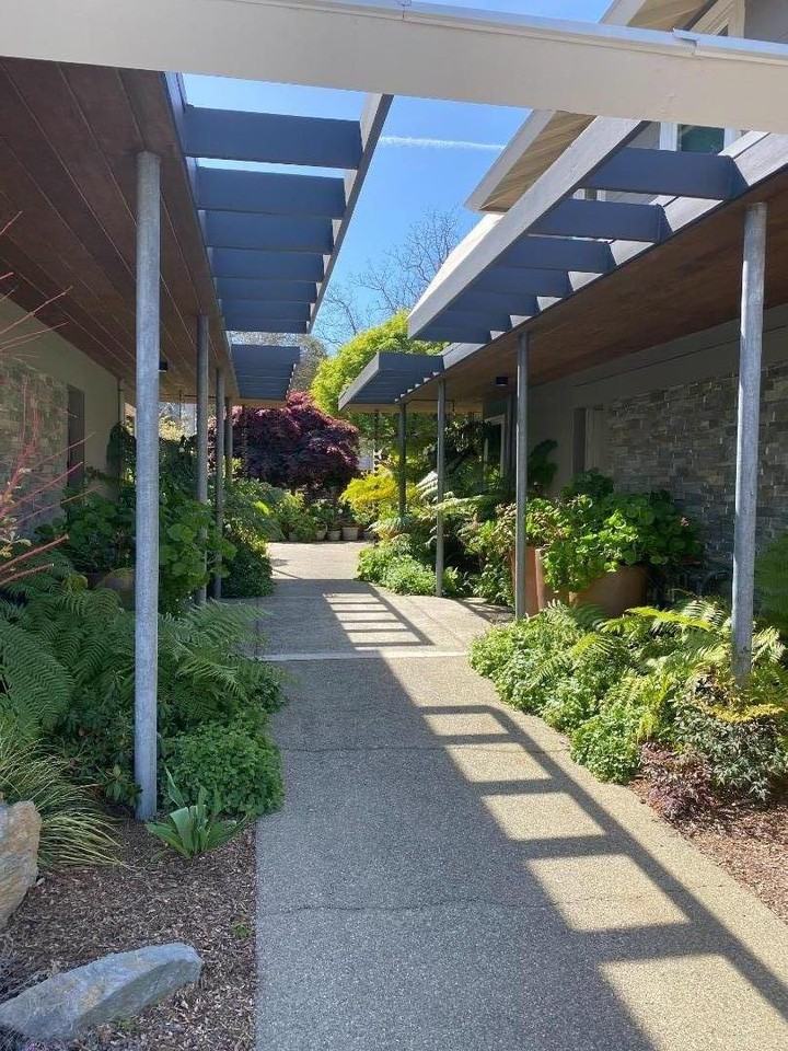 111 Elm St #111-4 - Photo 2 of 6