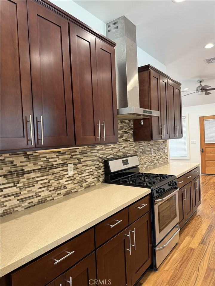 686 Atchison St #686 - Photo 4 of 11