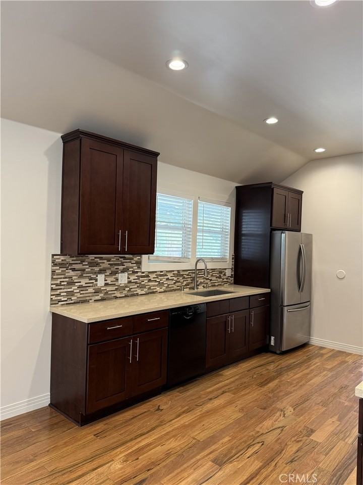 686 Atchison St #686 - Photo 5 of 11