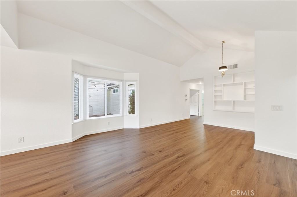 5 Oakgrove #5-45 - Photo 2 of 34