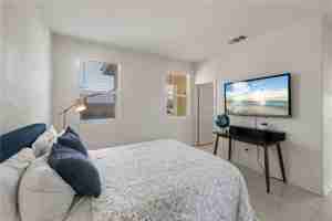 featured image of 50105 Rocamora St #50105