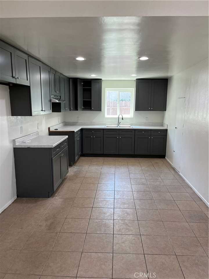 1257 Velasco St #1257 - Photo 6 of 32