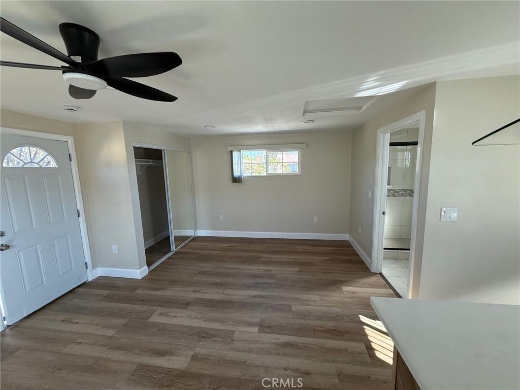 735 North Bush Street #735B - Photo 3 of 17