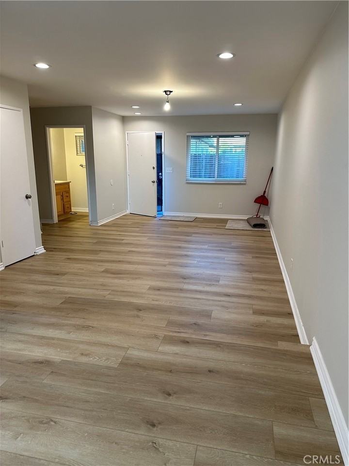 4301 Farquhar Avenue #4301 - Photo 3 of 33