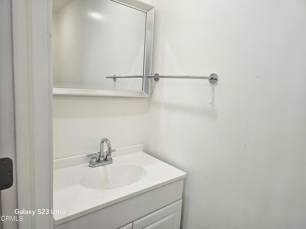 14550 Burbank Blvd #14550-103 - Photo 2 of 27