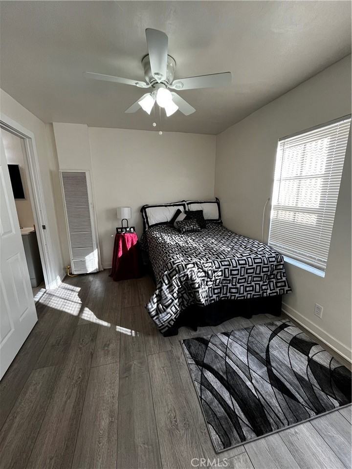 4518 S Normandie Ave #4518 - Photo 2 of 15