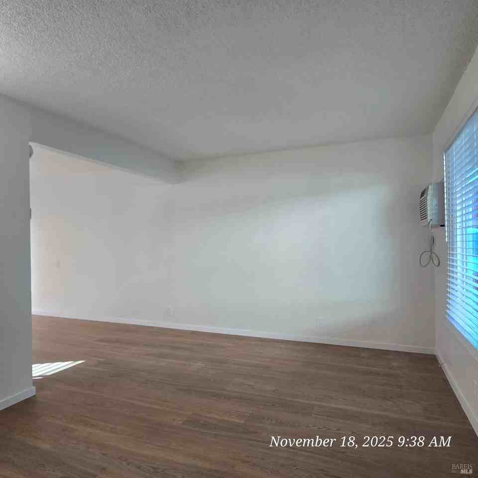 140 Cernon Street #140-4 - Photo 2 of 10