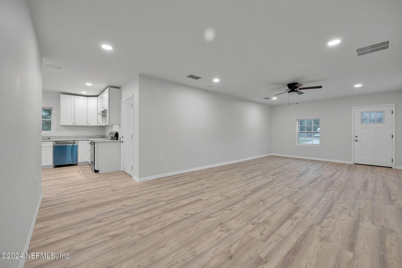 7519 Birdies Rd #7519 - Photo 6 of 24