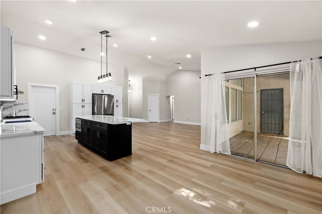 1008 East Avenue J7 #1008 - Photo 6 of 20