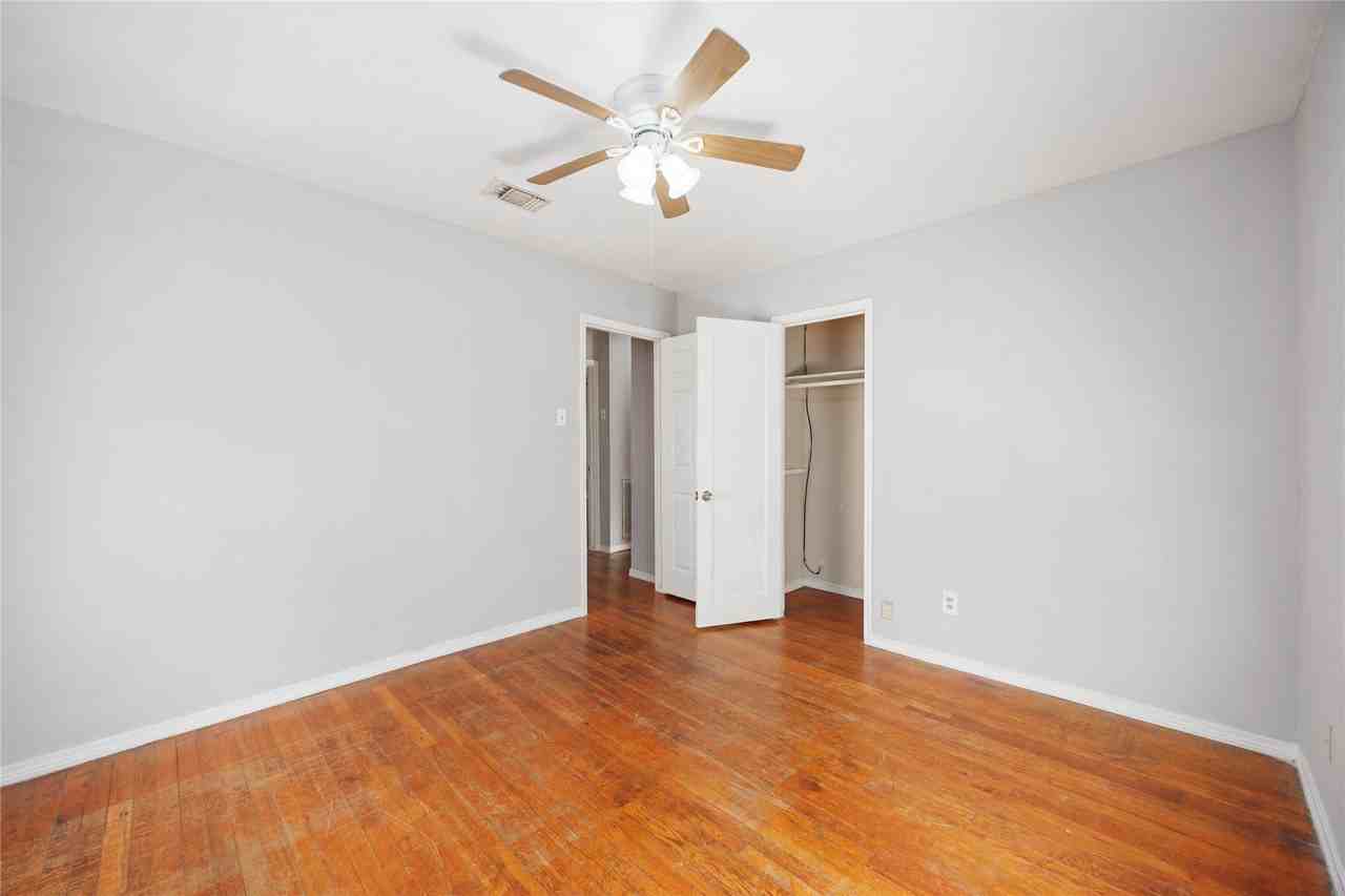 126 Zoe Street #126 - Photo 3 of 28