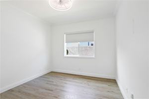 featured image of 3961 Green Avenue #3961