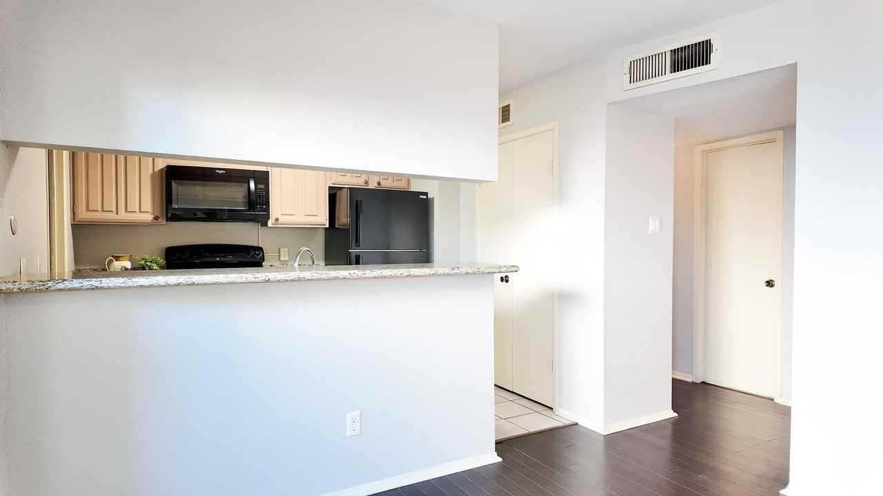 8020 Braesmain Dr #8020-1603 - Photo 4 of 22