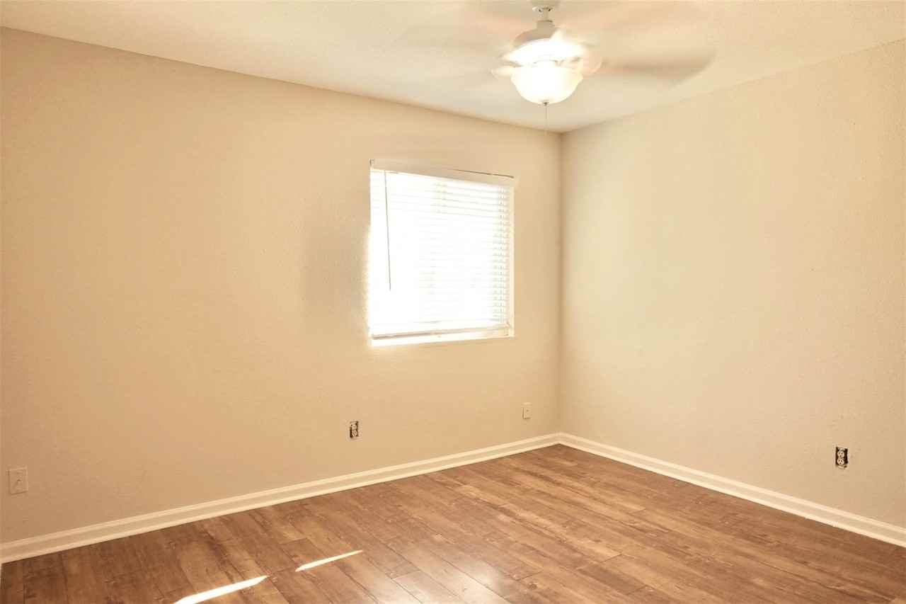 12603 Ashford Meadow Dr #12603D - Photo 3 of 21