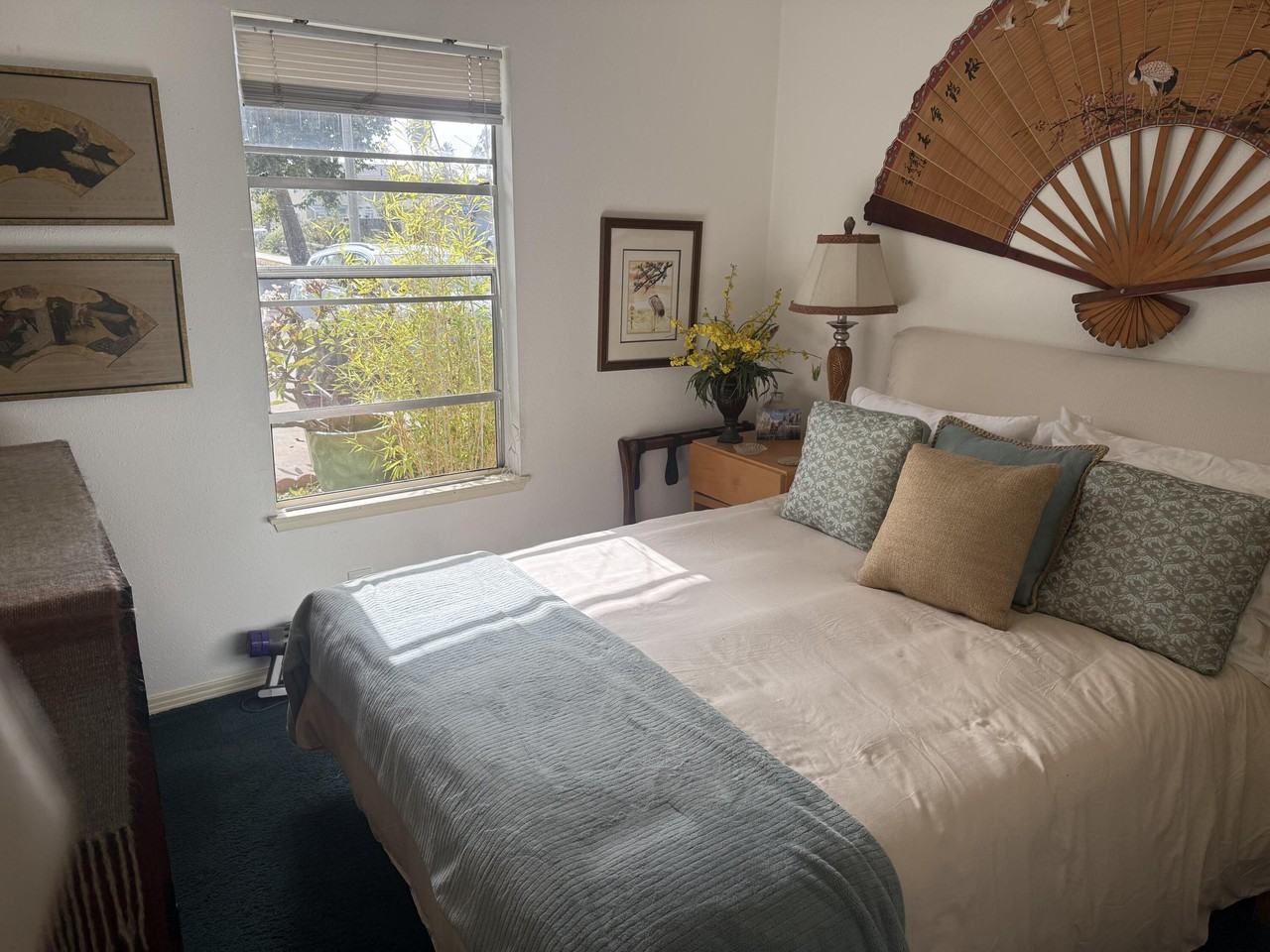 4672 Eleanor Dr #4672 - Photo 2 of 7