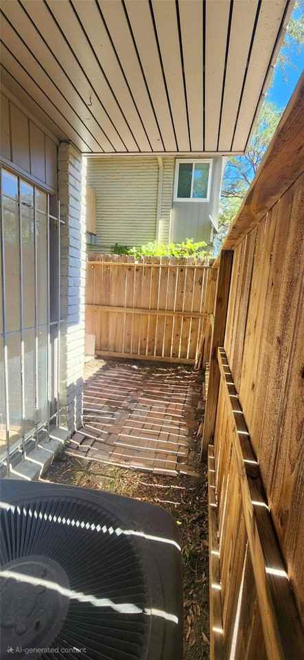 909 Silber Rd #90927E - Photo 4 of 15