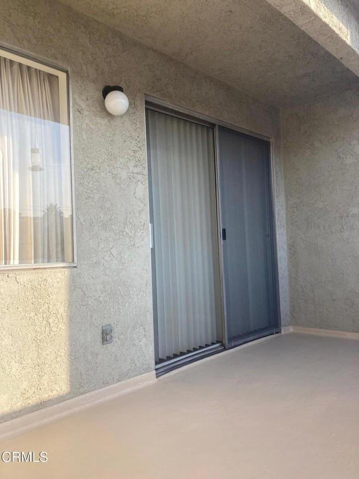 22 N 5th St #22-4 - Photo 3 of 6