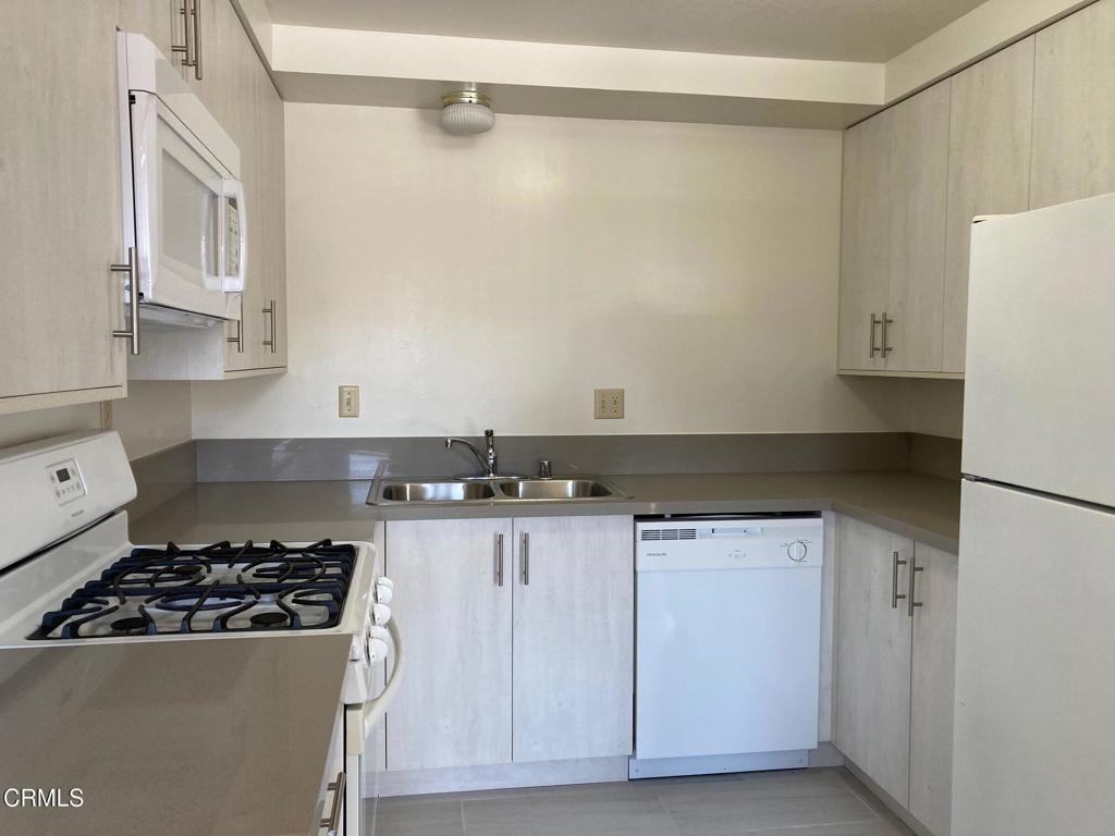 22 N 5th St #22-4 - Photo 5 of 6