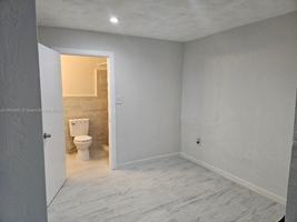 featured image of 528 Nw 10th St #528A