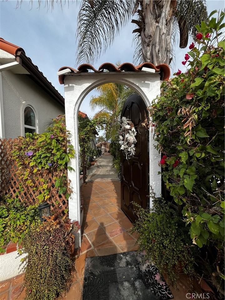 735 Rembrandt Cir #735 - Photo 6 of 21