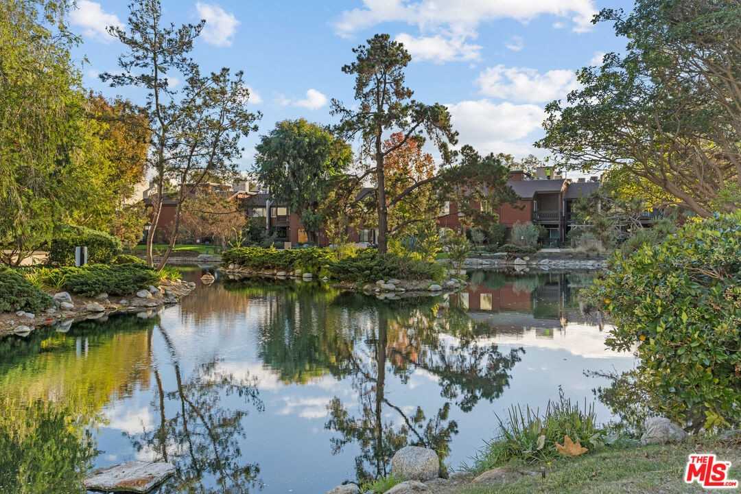 13109 Summertime Lane #13109-109 - Photo 5 of 28