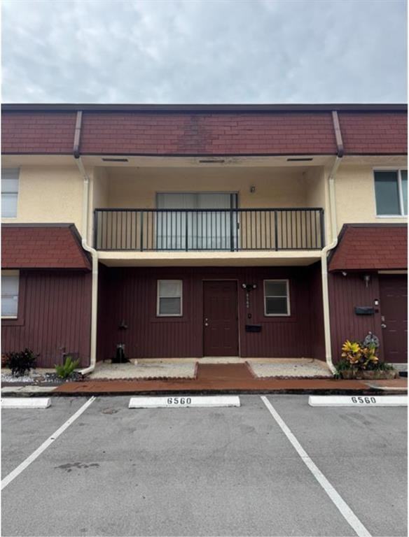 6560 Southwest 41st Place #6560 - Photo 4 of 4