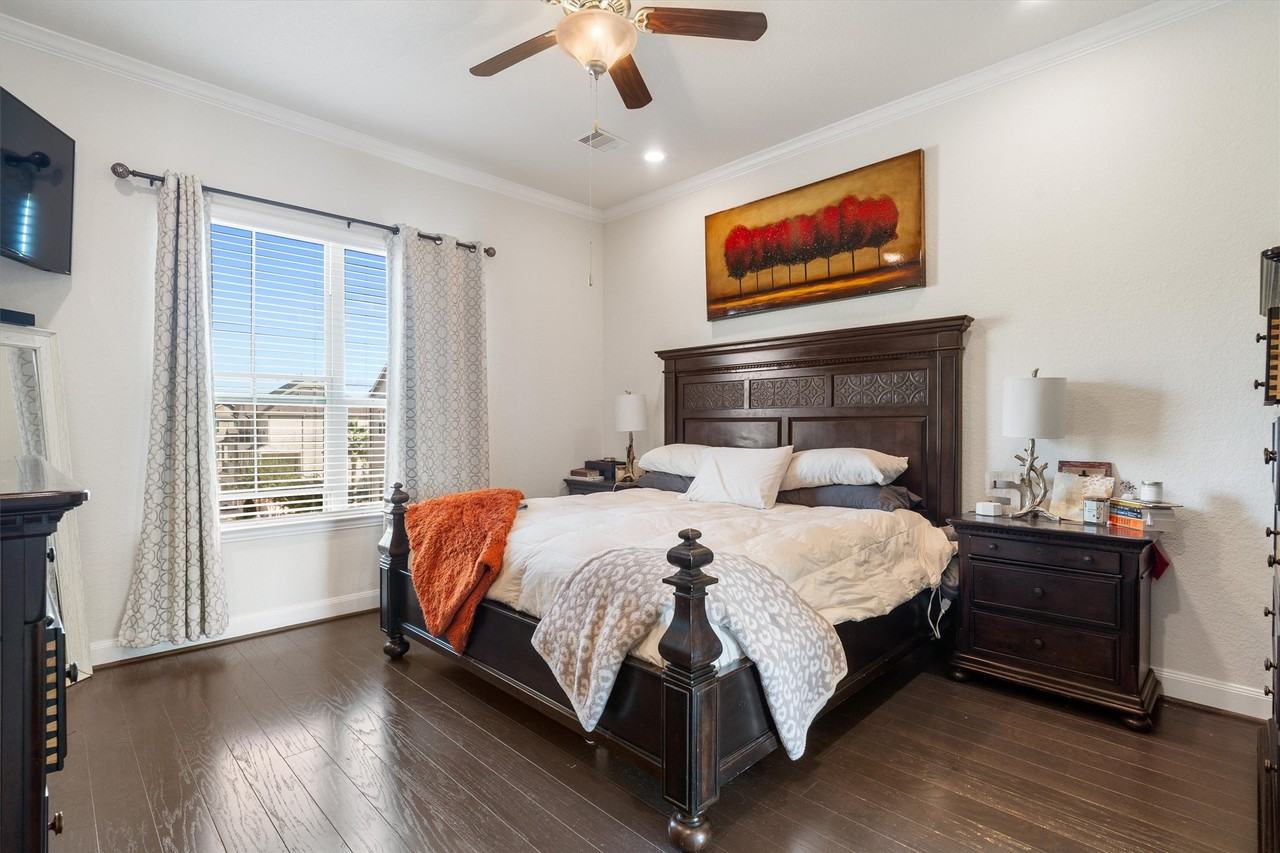 8917 Wind Springs Drive #8917 - Photo 3 of 27