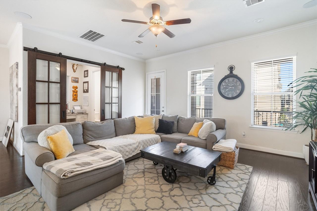 8917 Wind Springs Drive #8917 - Photo 6 of 27