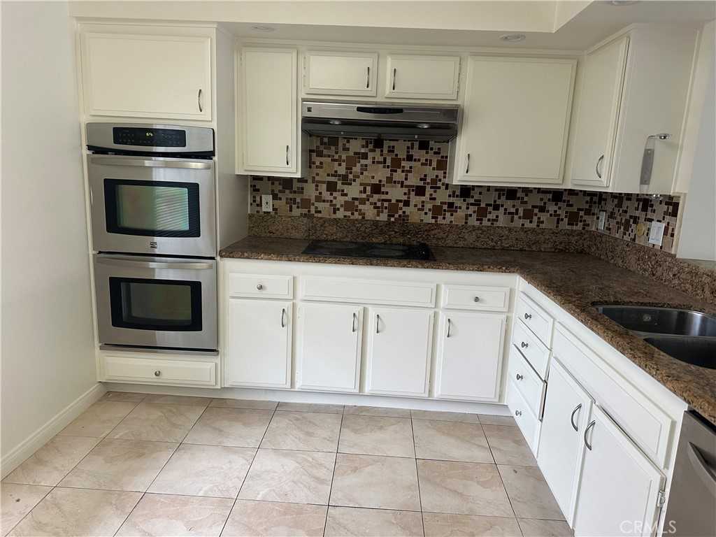 500 South Oak Knoll Avenue #500 - Photo 2 of 27