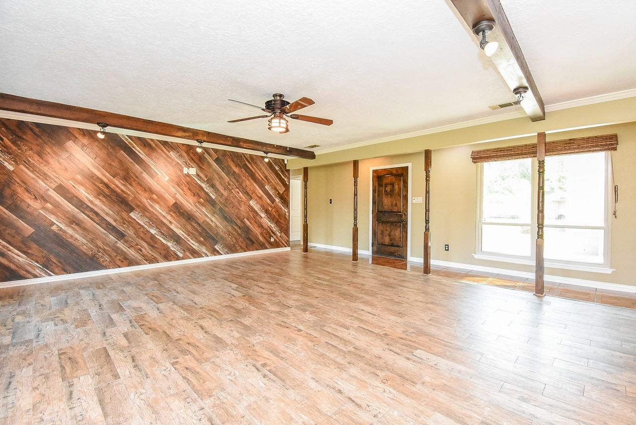 12402 Amado Dr #12402 - Photo 2 of 33